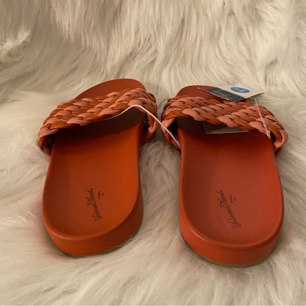 Universal Thread Shoes Women’s Size 7.5 Sandal’s Slip On Open Toe New - Picture 4 of 8